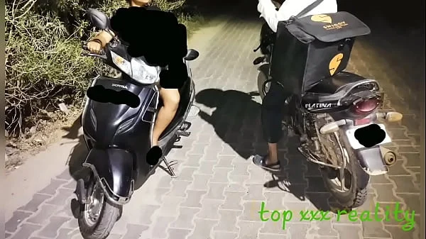 indian xxx girl fucked by delivery boy